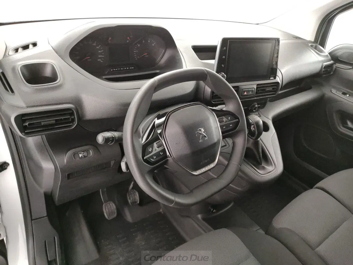 Peugeot Partner Furgone usata a Caserta (17)