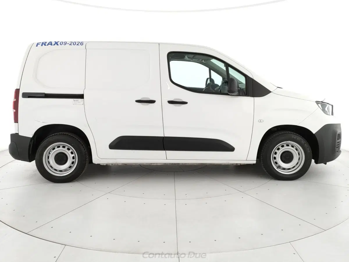 Peugeot Partner Furgone usata a Caserta (4)