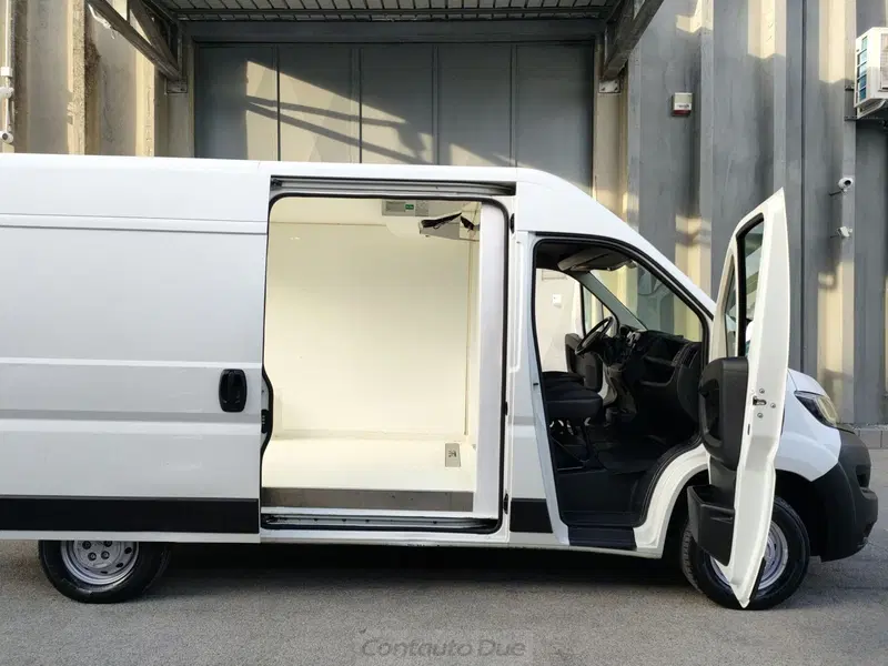 Peugeot Boxer Furgone usata a Caserta (11)