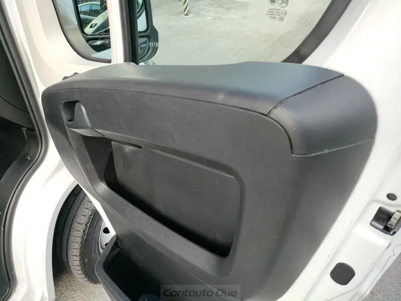 Peugeot Boxer Furgone usata a Caserta (17)