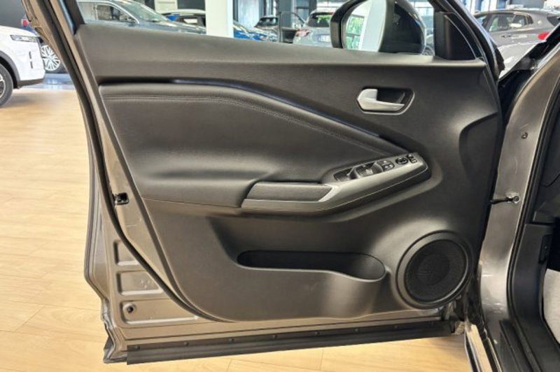 Nissan Juke usata a Latina (12)