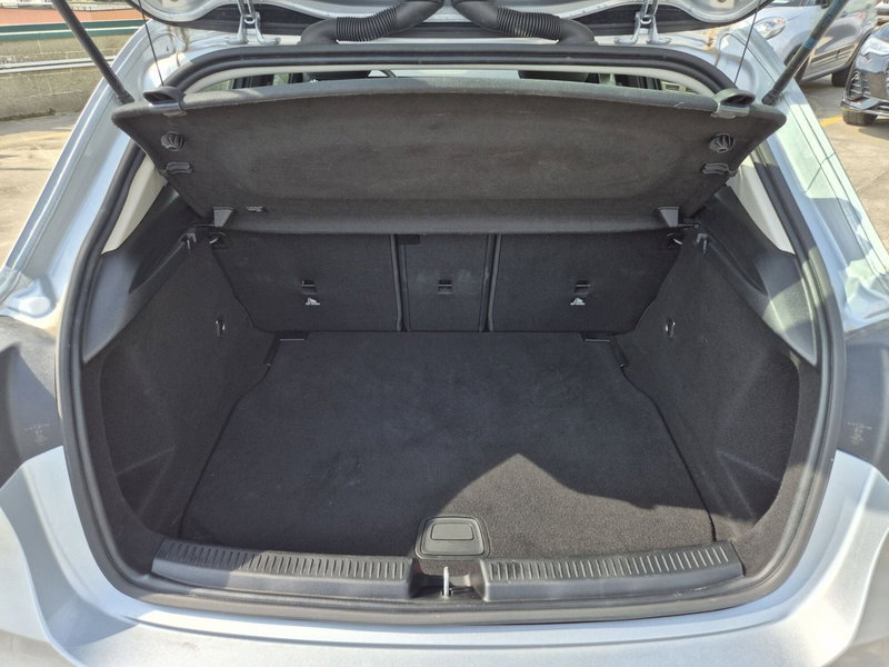 Mercedes-Benz Classe A usata  (12)