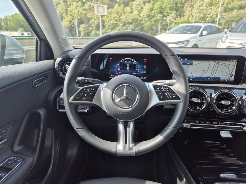 Mercedes-Benz Classe A usata  (18)