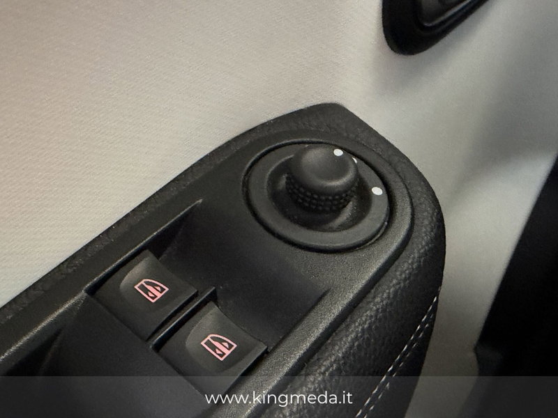 Renault Twingo usata a Monza e Brianza (15)