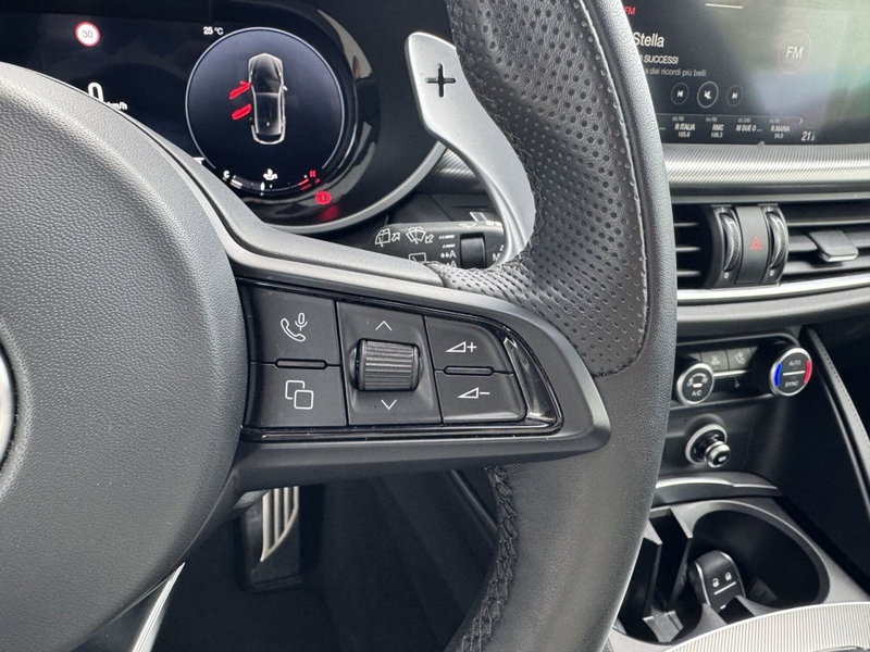 Alfa Romeo Stelvio usata a Pistoia (16)