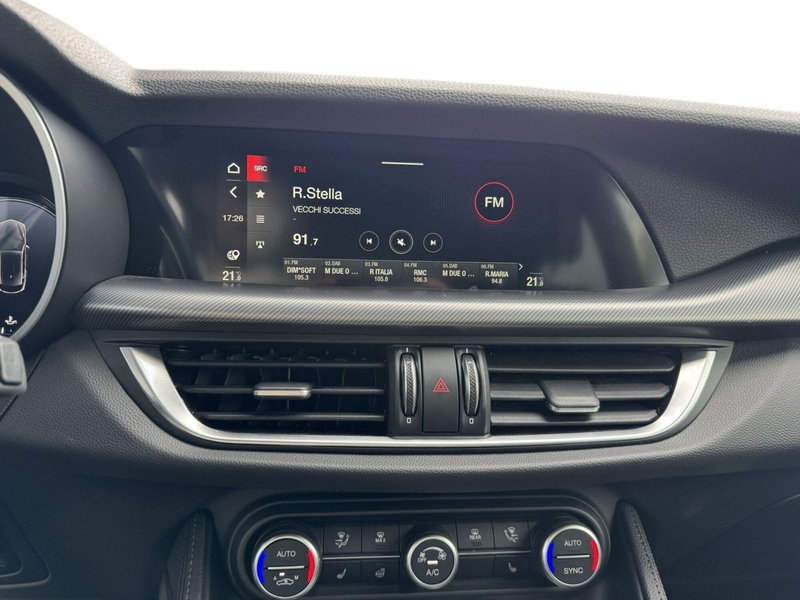 Alfa Romeo Stelvio usata a Pistoia (18)