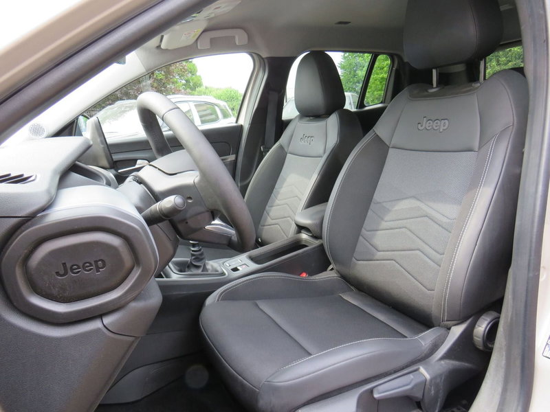 Jeep Avenger usata a Monza e Brianza (12)