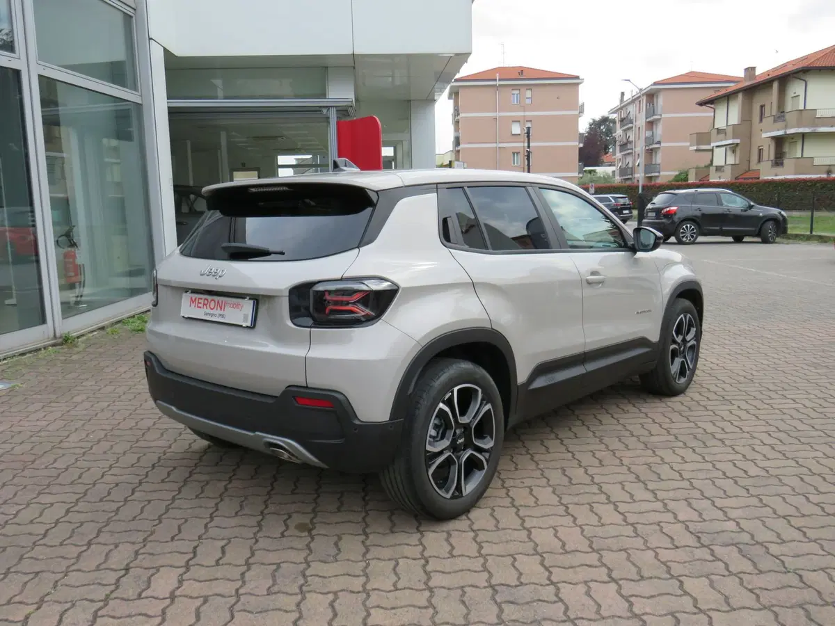Jeep Avenger usata a Monza e Brianza (8)