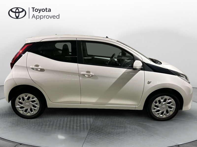 Toyota Aygo usata a Milano (14)