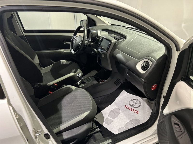 Toyota Aygo usata a Milano (6)