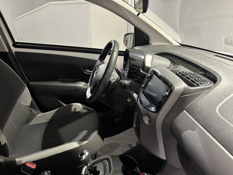 Toyota Aygo usata a Milano (7)