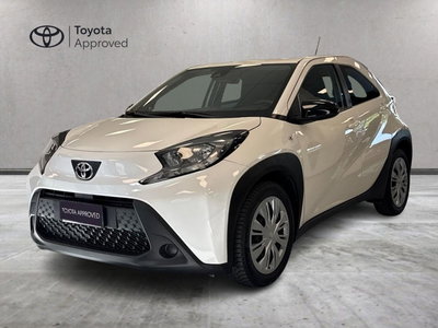 Toyota Aygo X 1.0 Active 72cv del 2022 usata a Prato
