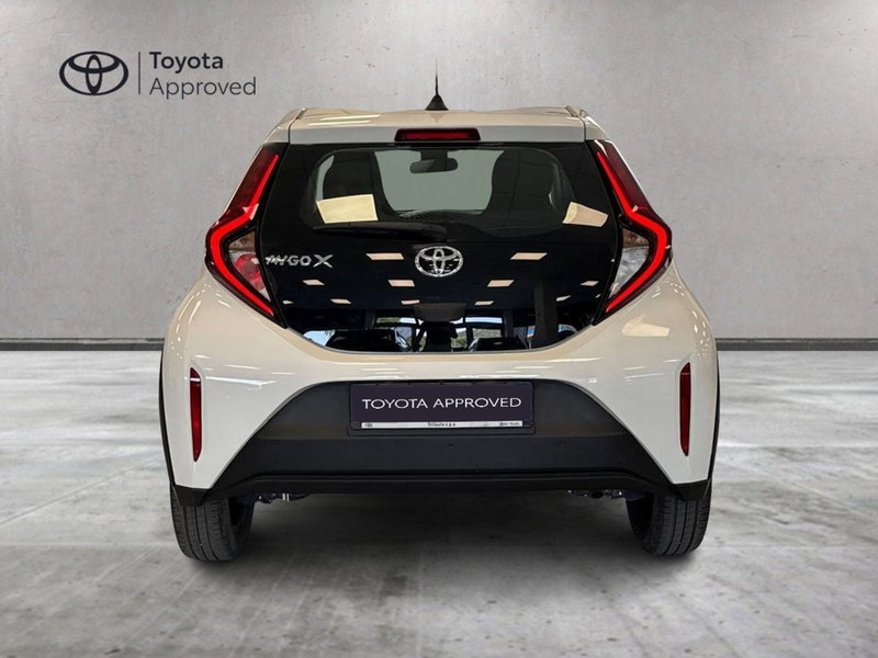 Toyota Aygo X usata a Prato (7)