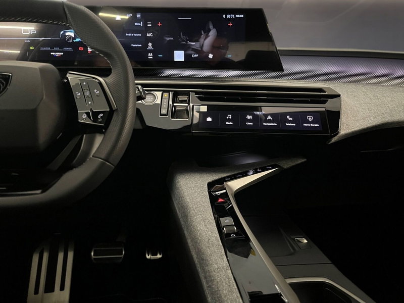 Peugeot 5008 nuova a Bergamo (10)