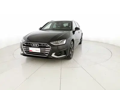 Audi A4 Avant 35 2.0 tdi mhev Business Advanced 163cv s-tronic del 2024 usata a Lanciano