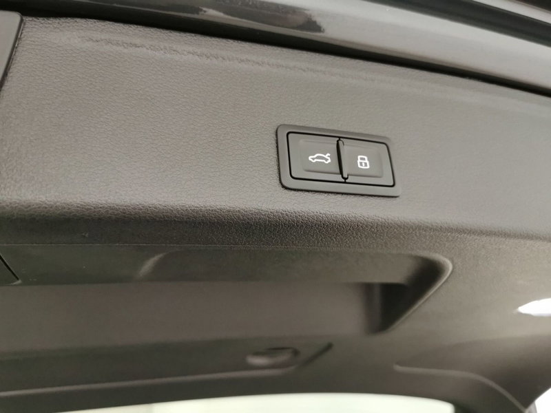 Audi A4 Avant usata a Chieti (20)