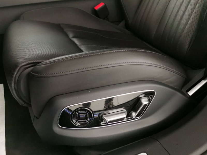 Audi A8 nuova a Chieti (14)