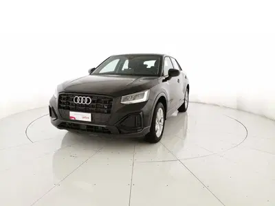 Audi Q2 35 2.0 tdi Business Advanced s-tronic del 2025 usata a Lanciano