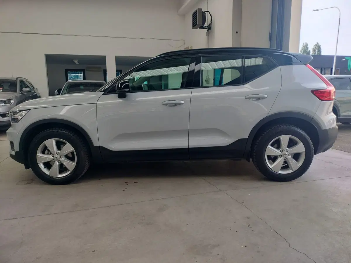 Volvo XC40 usata a Modena (3)