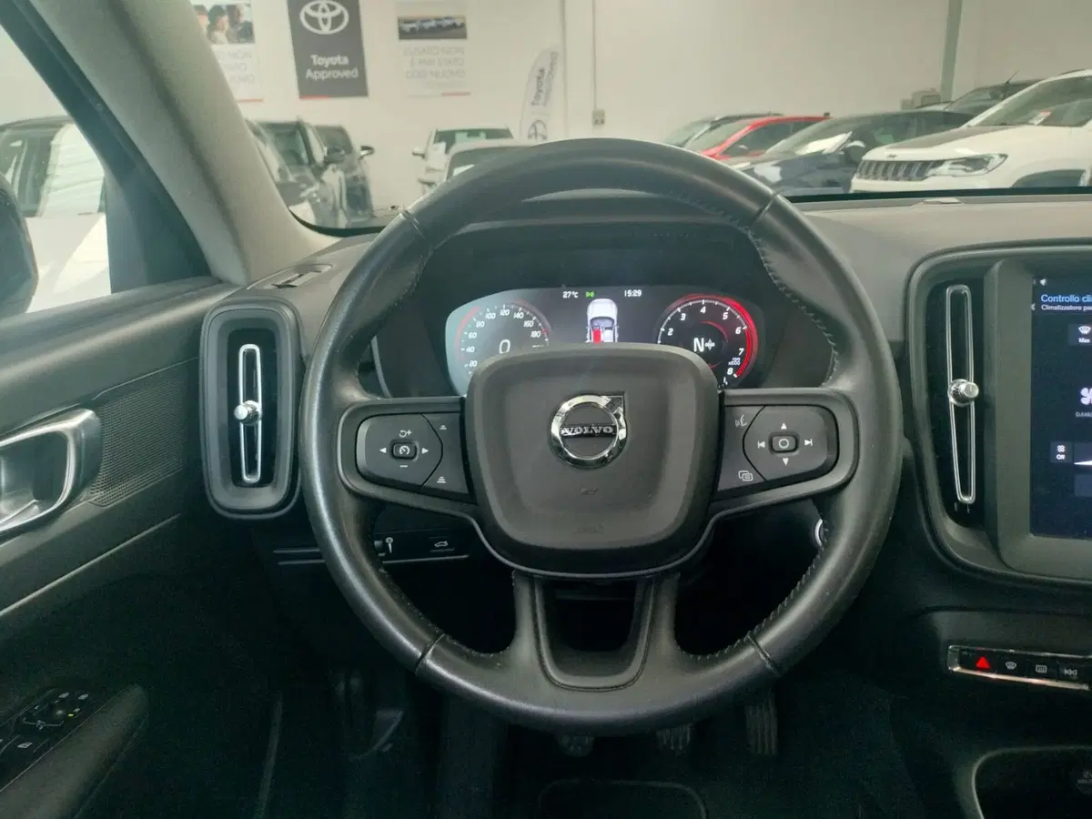 Volvo XC40 usata a Modena (8)