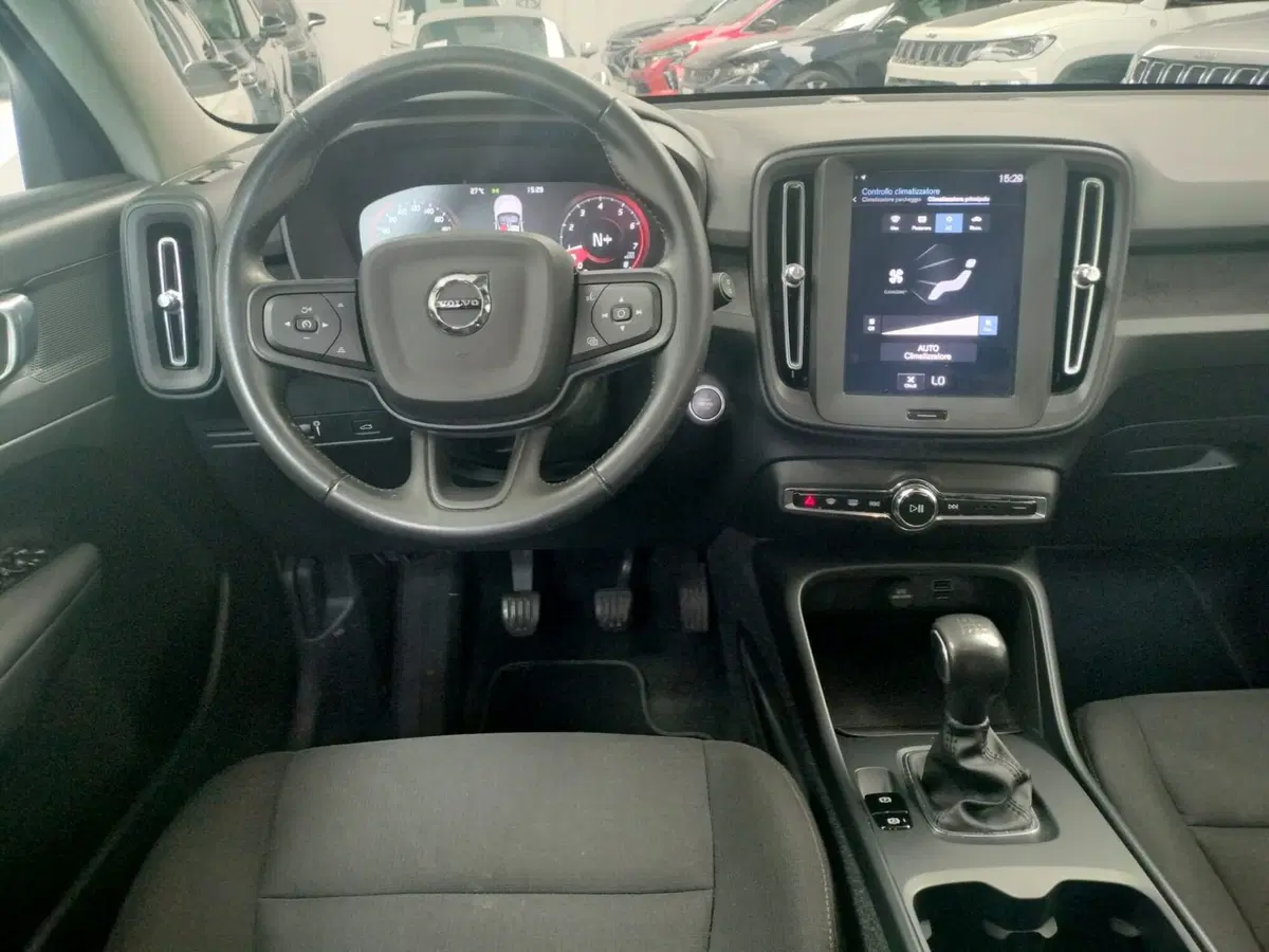 Volvo XC40 usata a Modena (9)