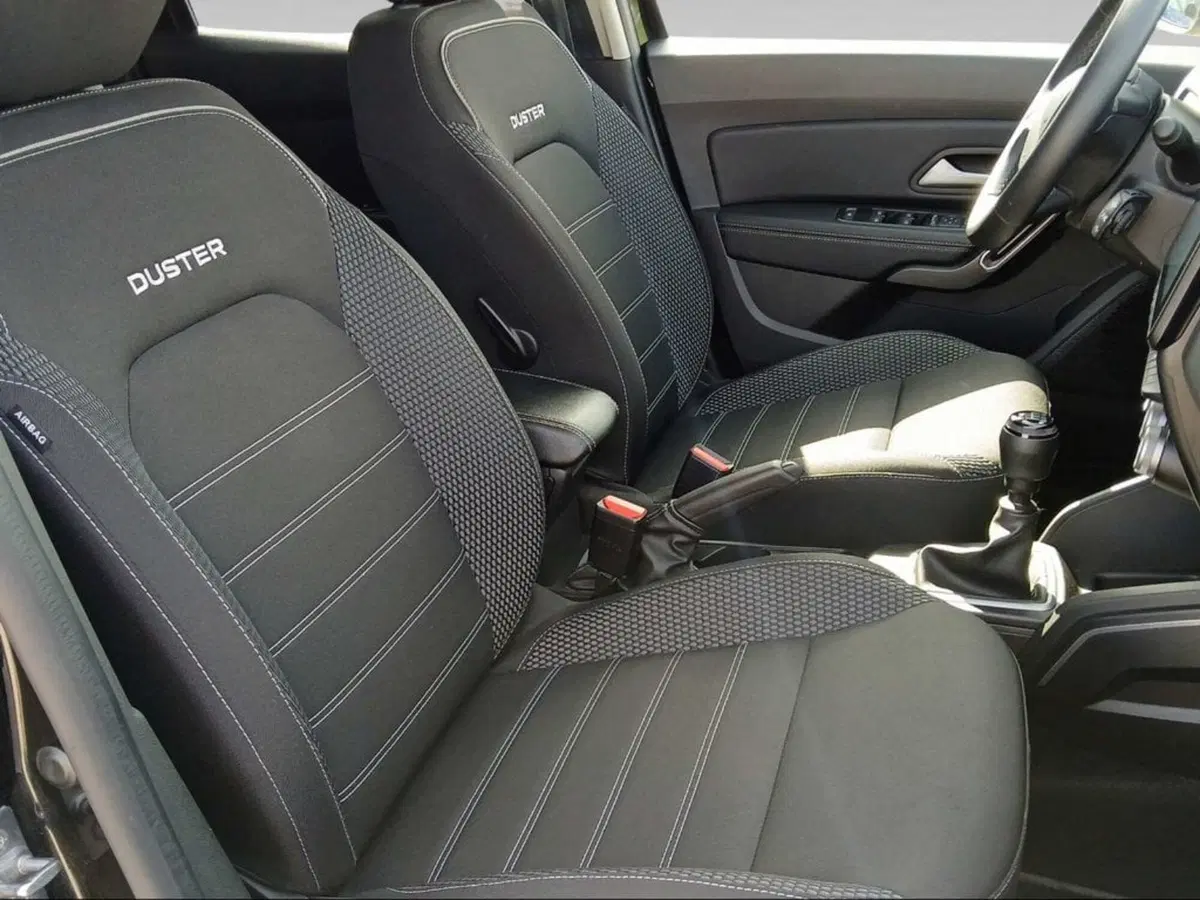 Dacia Duster usata a Siena (12)