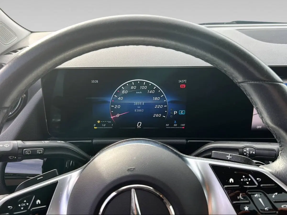 Mercedes-Benz GLA SUV usata a Siena (10)