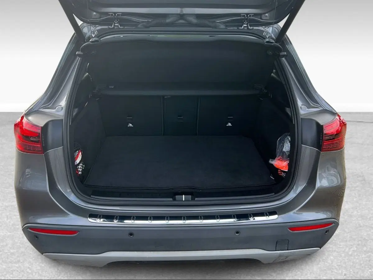 Mercedes-Benz GLA SUV usata a Siena (16)