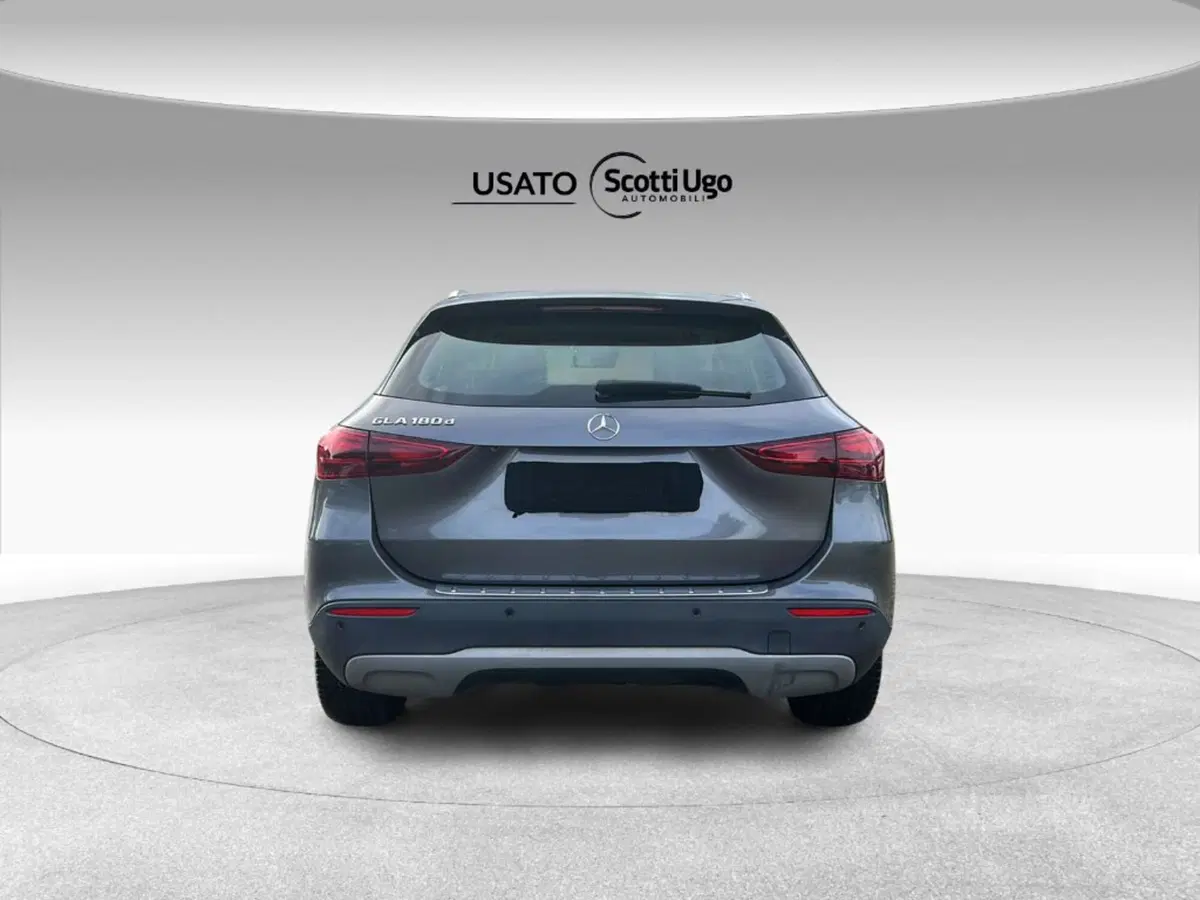 Mercedes-Benz GLA SUV usata a Siena (7)