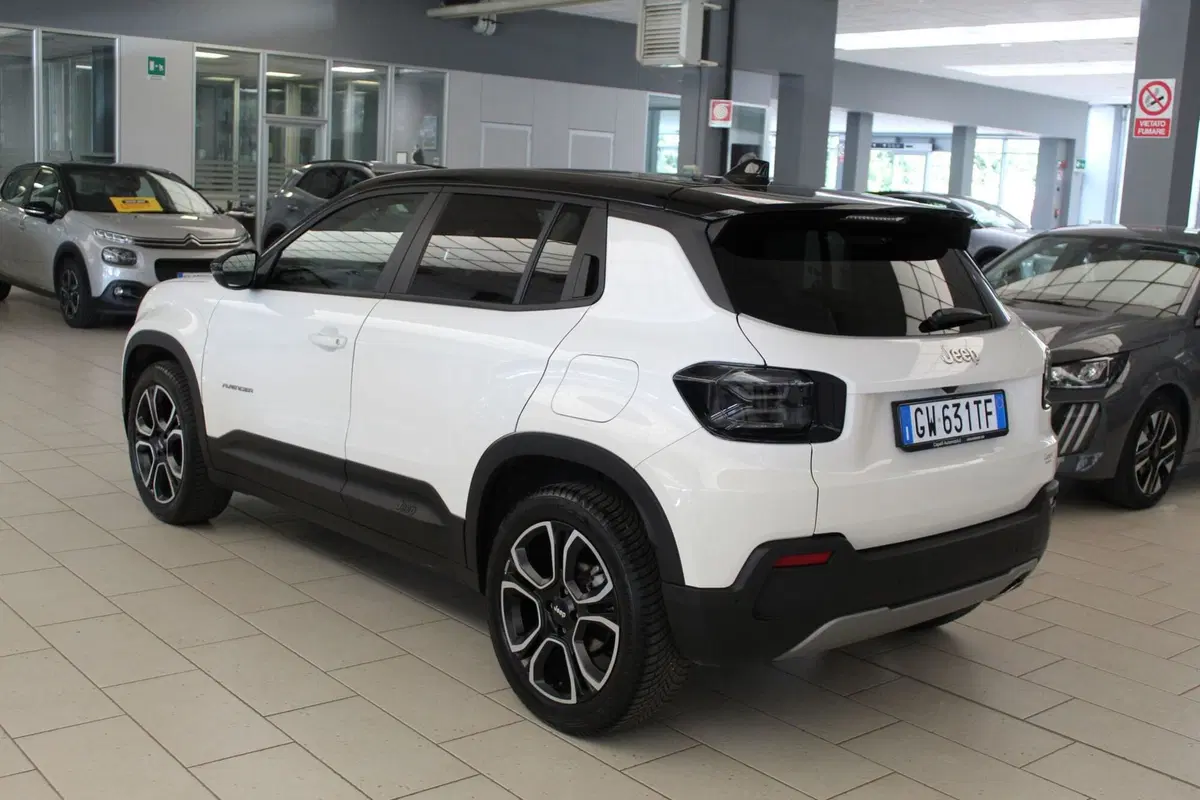 Jeep Avenger usata a Cremona (5)