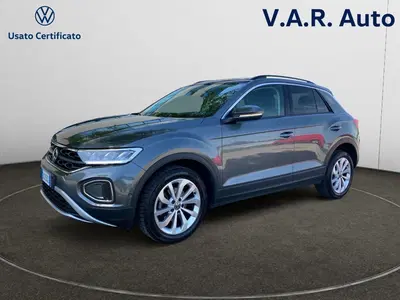 Volkswagen T-Roc 1.0 TSI Life del 2023 usata a Imola