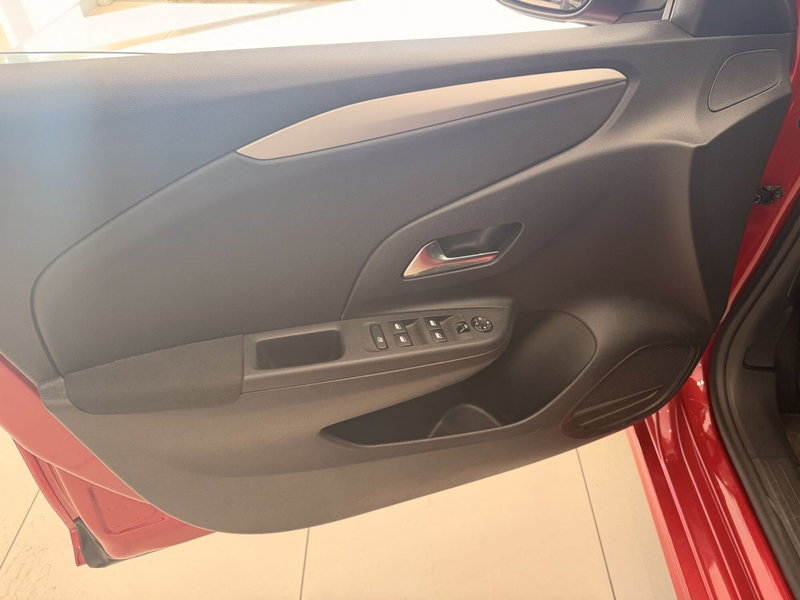 Opel Corsa usata a Latina (11)