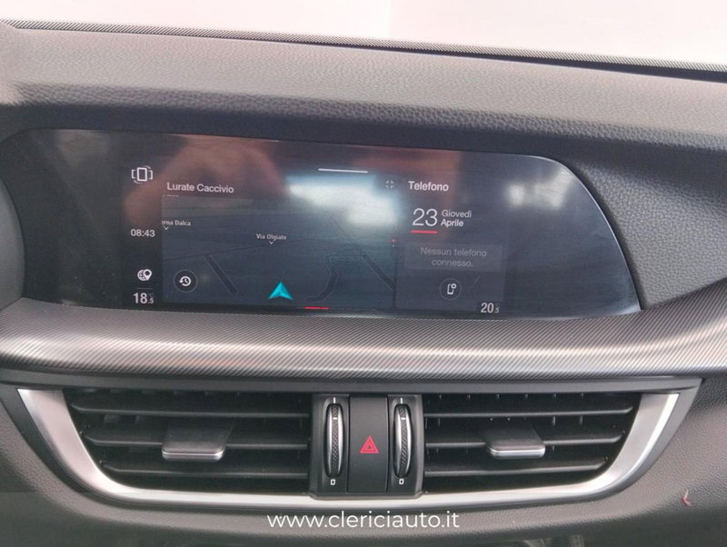 Alfa Romeo Stelvio usata a Como (16)