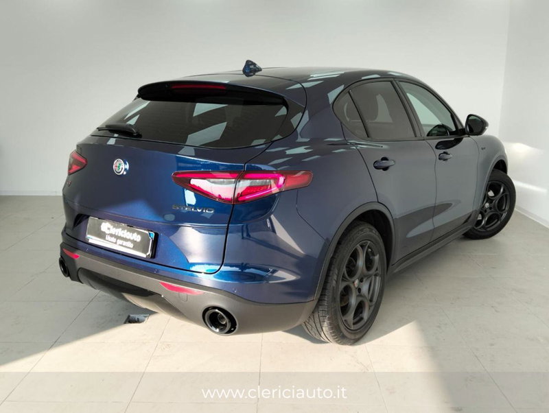 Alfa Romeo Stelvio usata a Como (2)