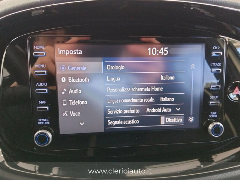 Toyota Aygo X usata a Como (12)