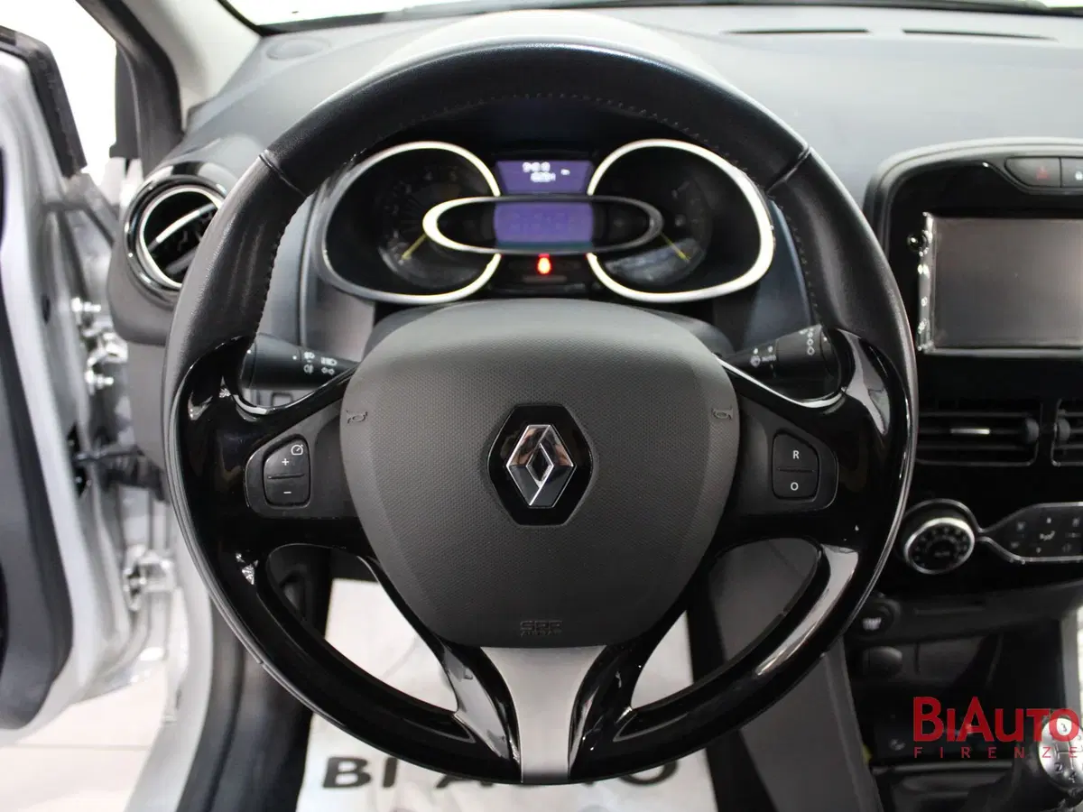 Renault Clio usata a Firenze (10)