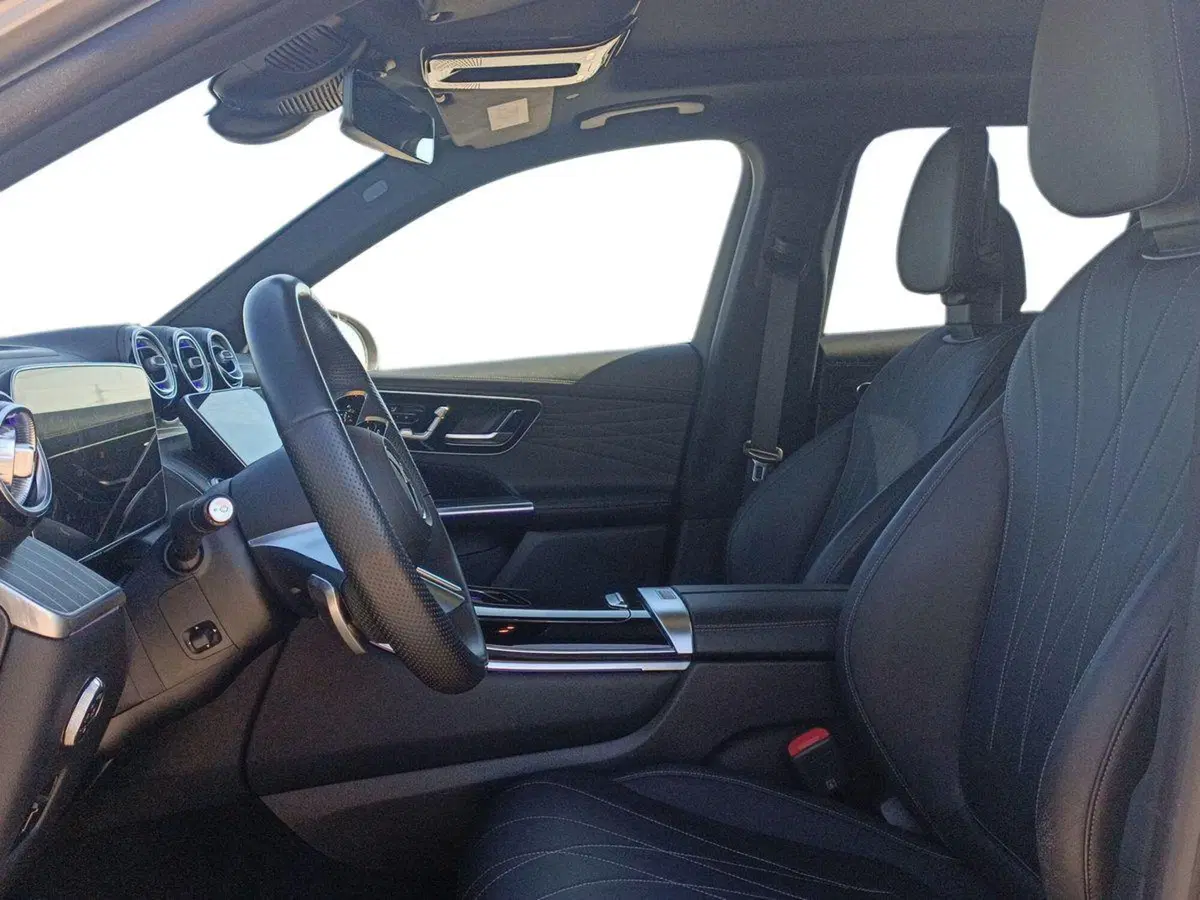 Mercedes-Benz GLC SUV usata a Bari (10)