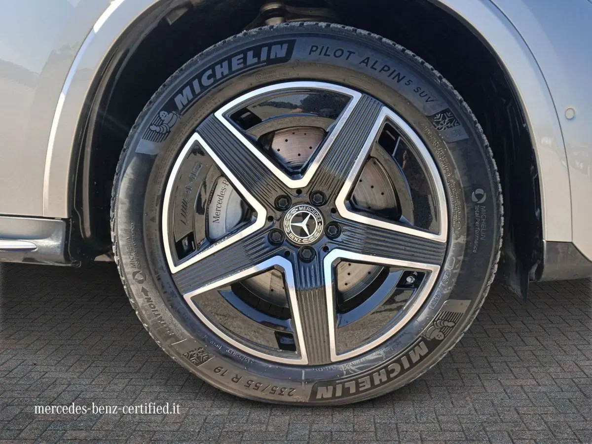 Mercedes-Benz GLC SUV usata a Bari (17)