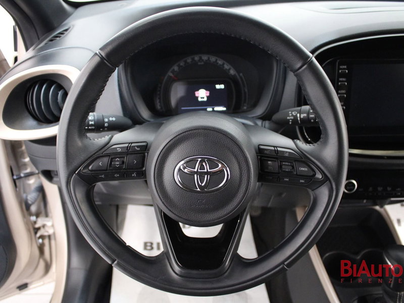 Toyota Aygo X usata a Firenze (11)