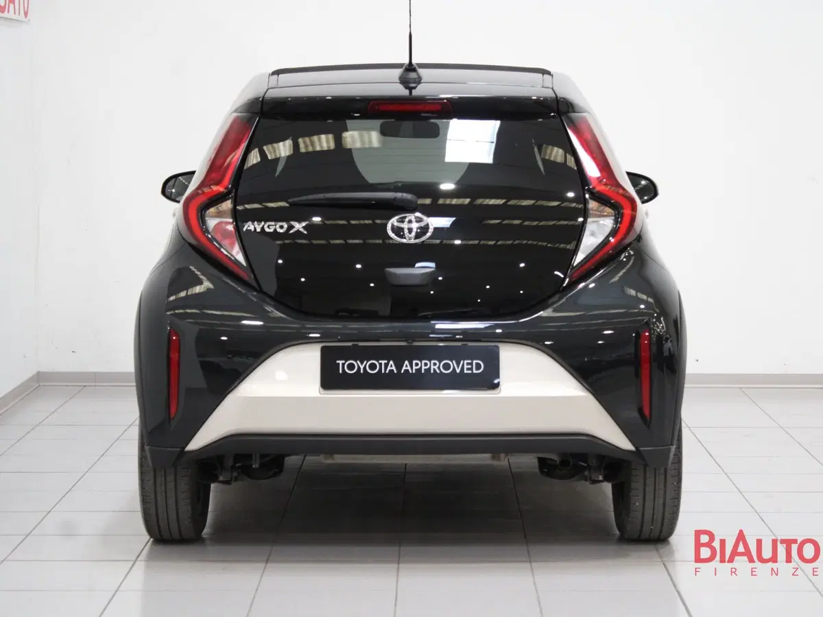 Toyota Aygo X usata a Firenze (5)