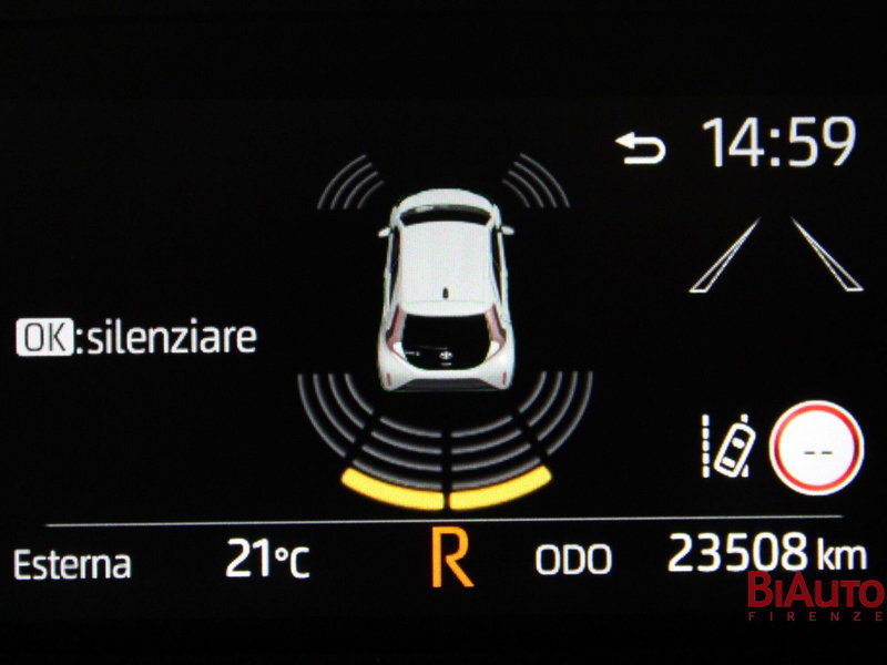 Toyota Aygo X usata a Firenze (15)