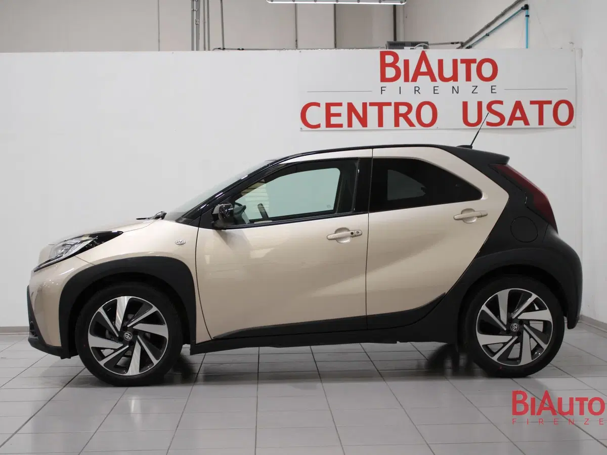 Toyota Aygo X usata a Firenze (20)