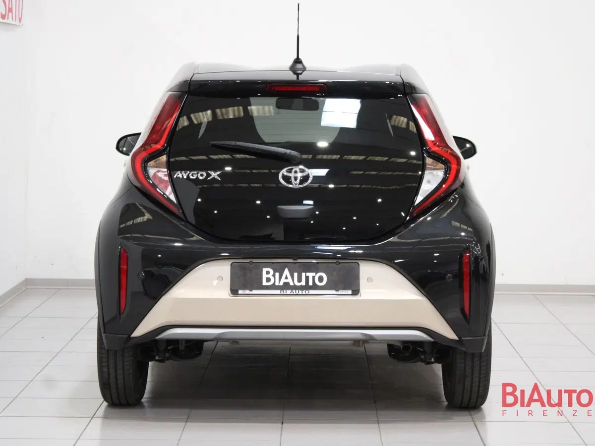 Toyota Aygo X usata a Firenze (4)