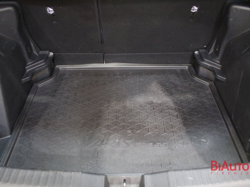 Toyota Yaris Cross usata a Firenze (9)