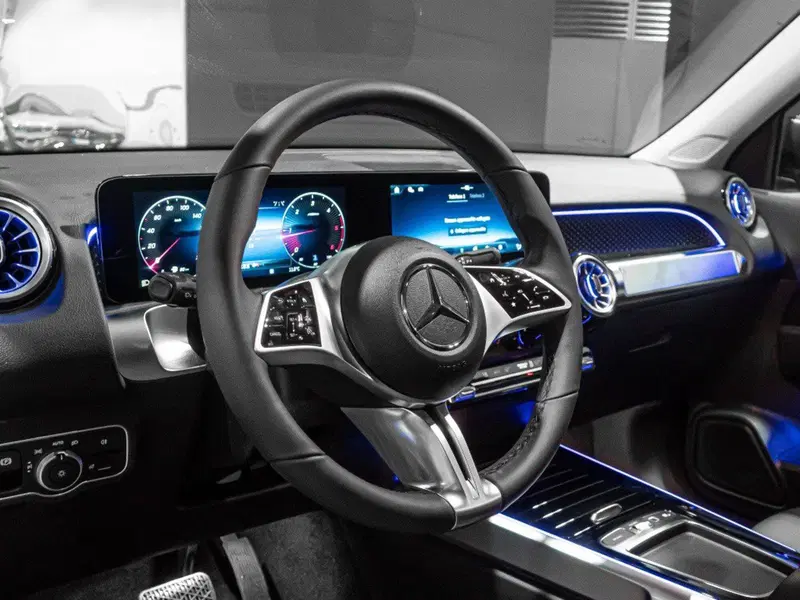 Mercedes-Benz GLB nuova a Rimini (12)