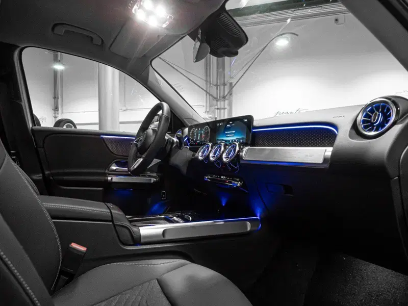 Mercedes-Benz GLB nuova a Rimini (18)