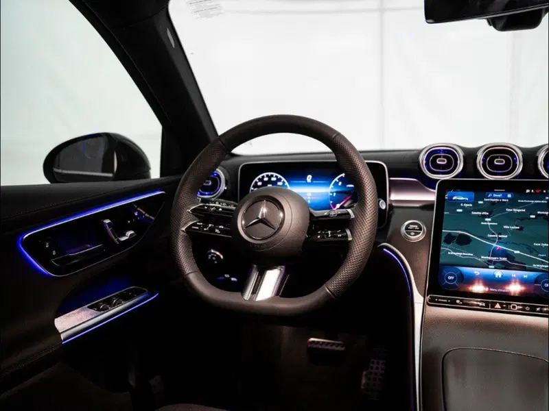 Mercedes-Benz GLC SUV nuova a Rimini (15)