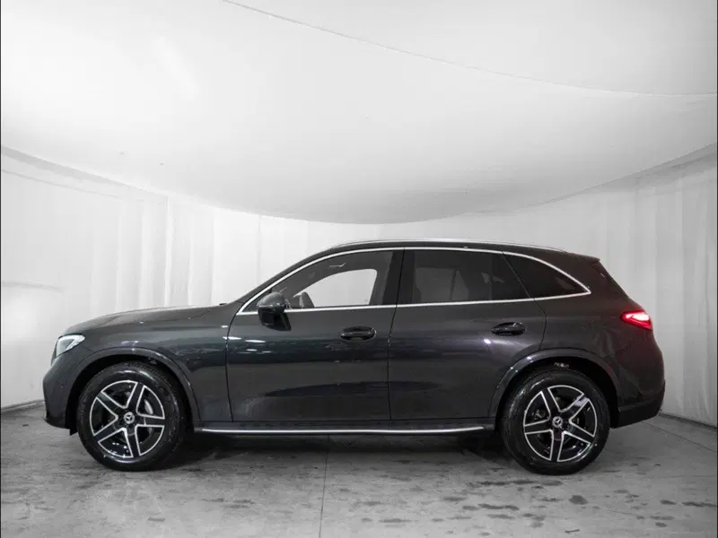 Mercedes-Benz GLC SUV nuova a Rimini (2)