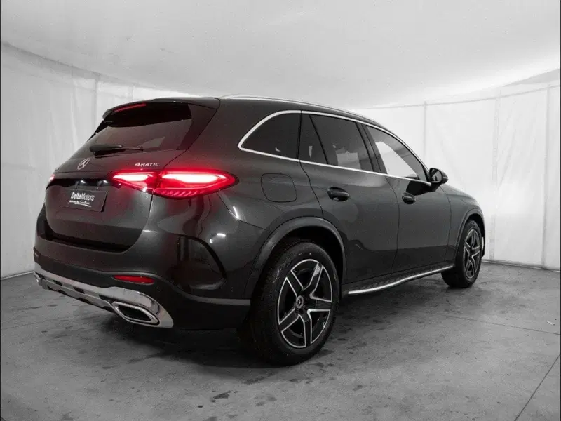 Mercedes-Benz GLC SUV nuova a Rimini (4)