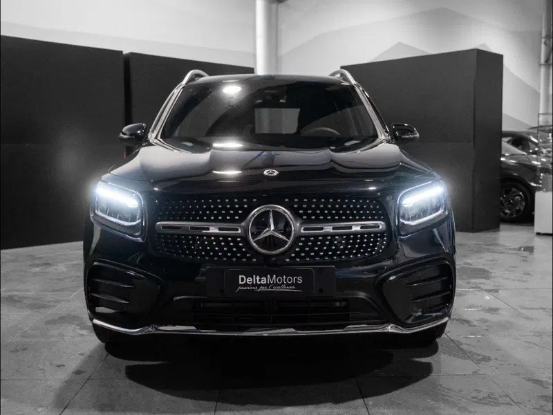 Mercedes-Benz GLB nuova a Ancona (5)